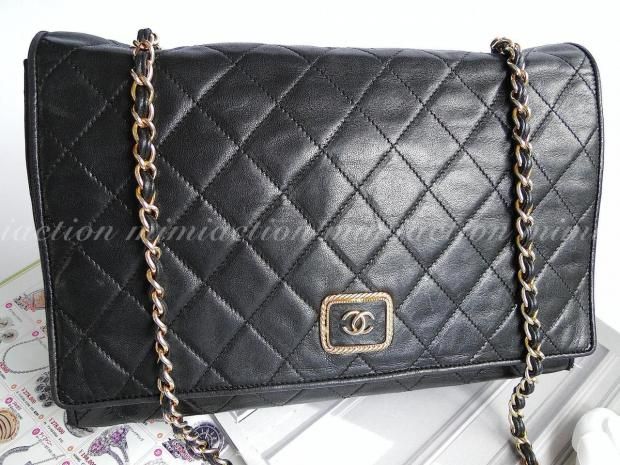   100% Chanel black quilted lamb VINTAGE bag HANDBAG PURSE #2665  